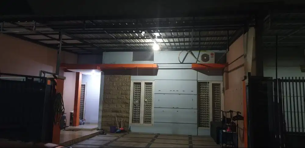dijual rumah siap huni