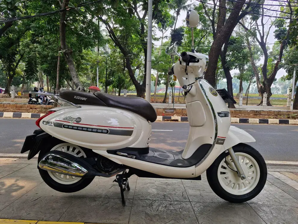 DIJUAL CASH TYPE BENELLI KEEWAY SHINY 150 THN 2022 PJK IDUP SIAP PAKAI
