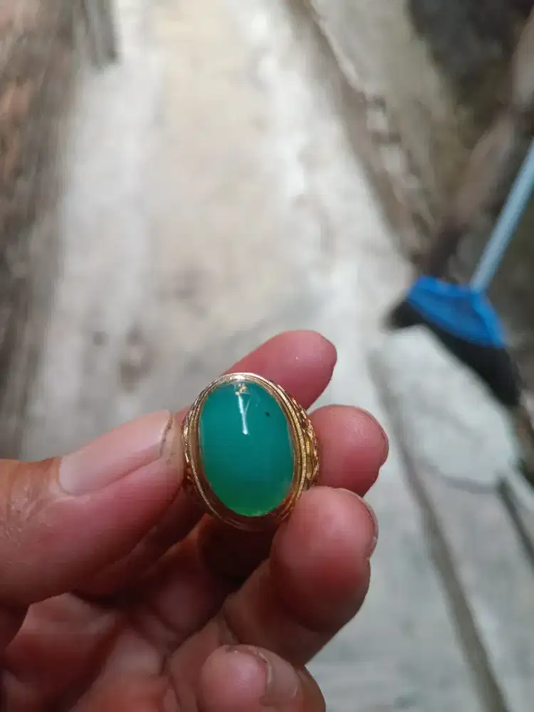 Batu bacan relaxa