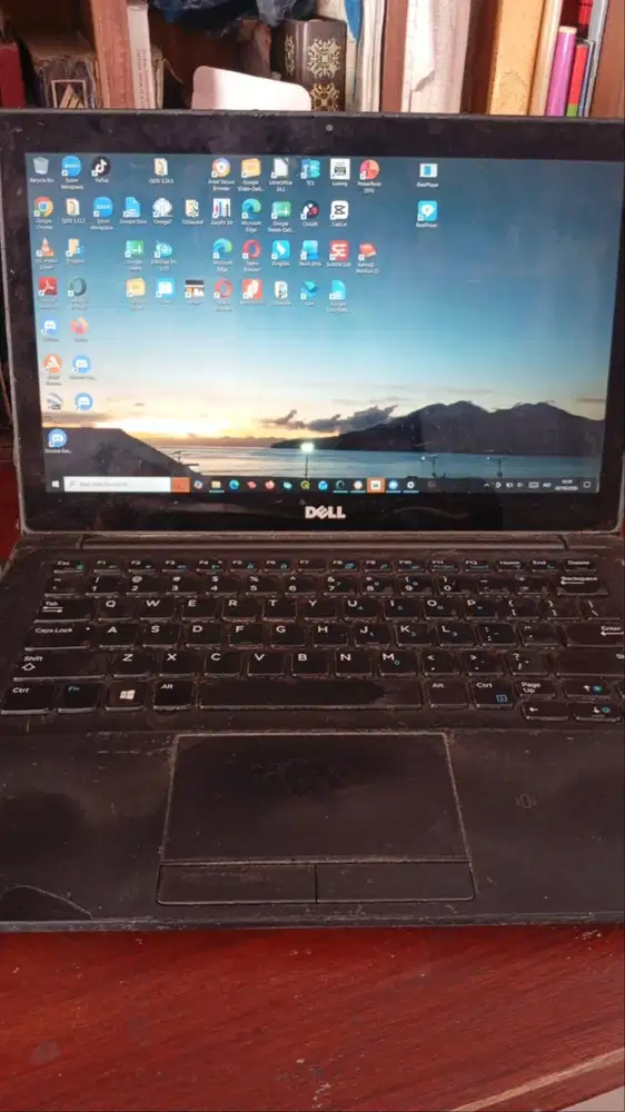 Jual laptop layar sentuh Dell Latitude 7280 i5 RAM 8 GB