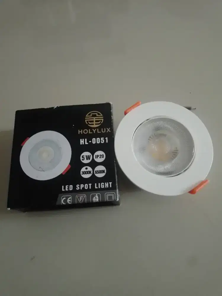 Jual 3 Lampu Holylux LED Spot Light 5W (Tipe HL-0051)