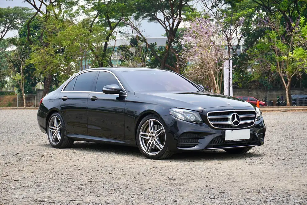 Mercedes-Benz E350 AMG W213 Facelift EQ-Boost 2019 / 2020