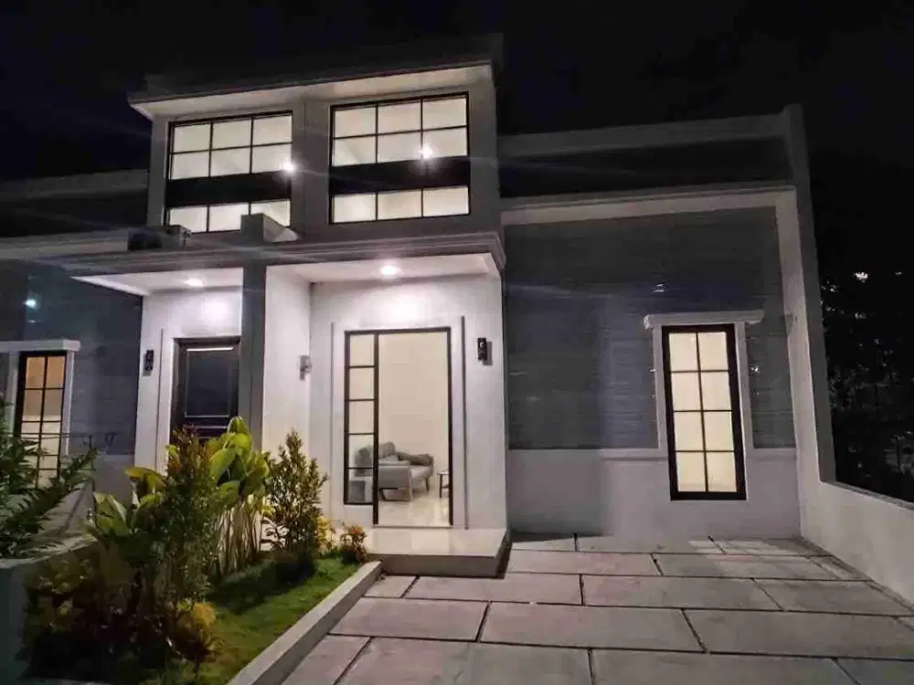 rumah American style di taman jivva kemlaten kebraon surabaya selatan