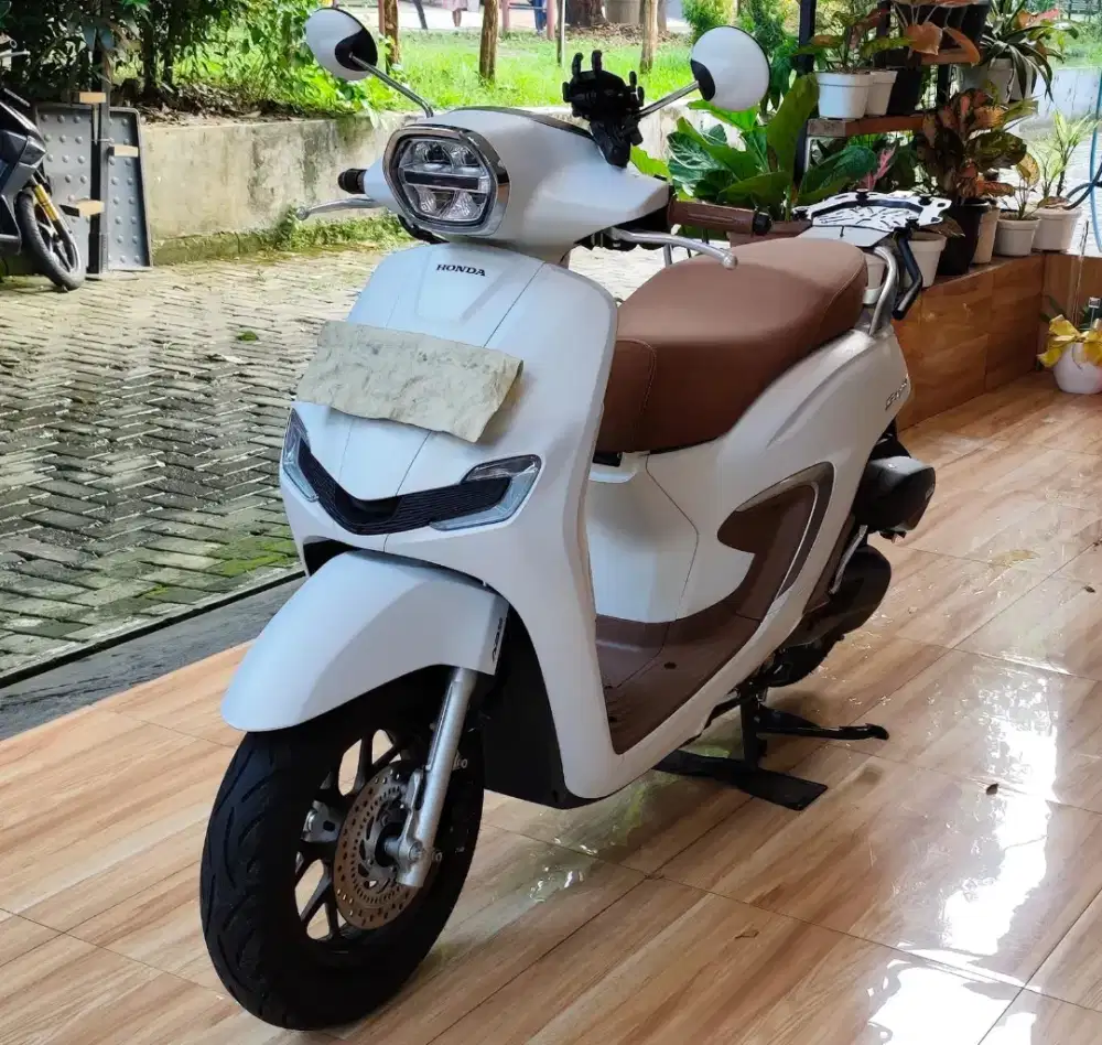 HONDA STYLO 160 ABS 2026 PUTIH