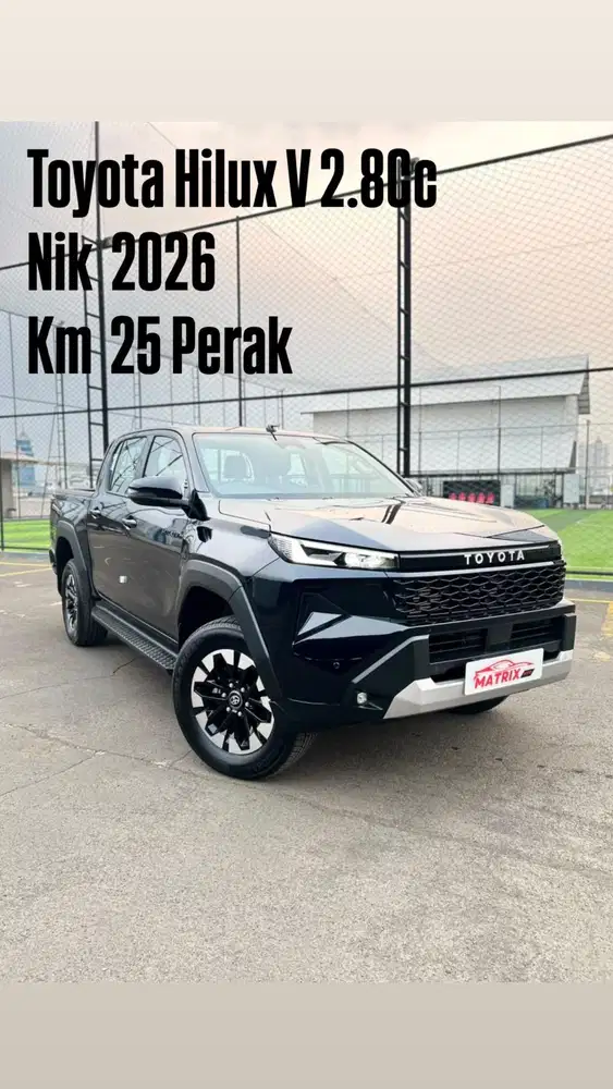 Toyota HILUX V 2.8Cc Nik 2026 Black on Black Siao pakai