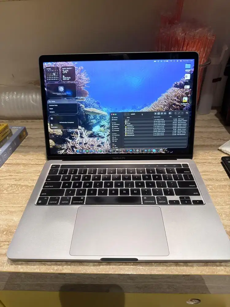 Macbook Pro M2 2022 8/256