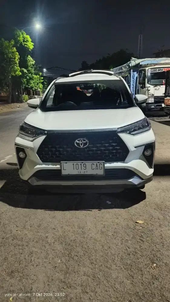 Mobil veloz pemakain pribadi