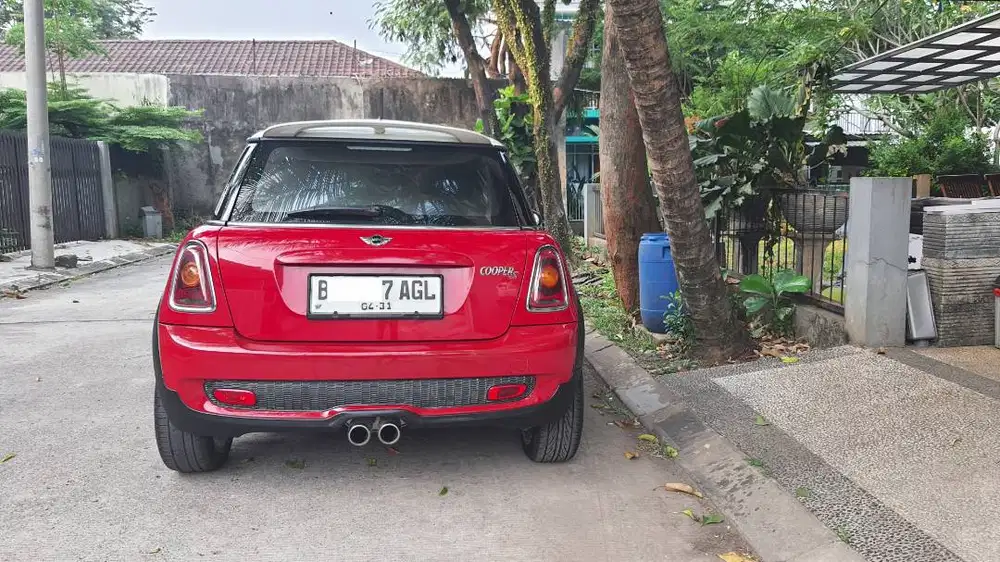 Dijual Mini Cooper S Turbo 1.6 AT 2010 R56 - Langka Istimewa, Pemakai