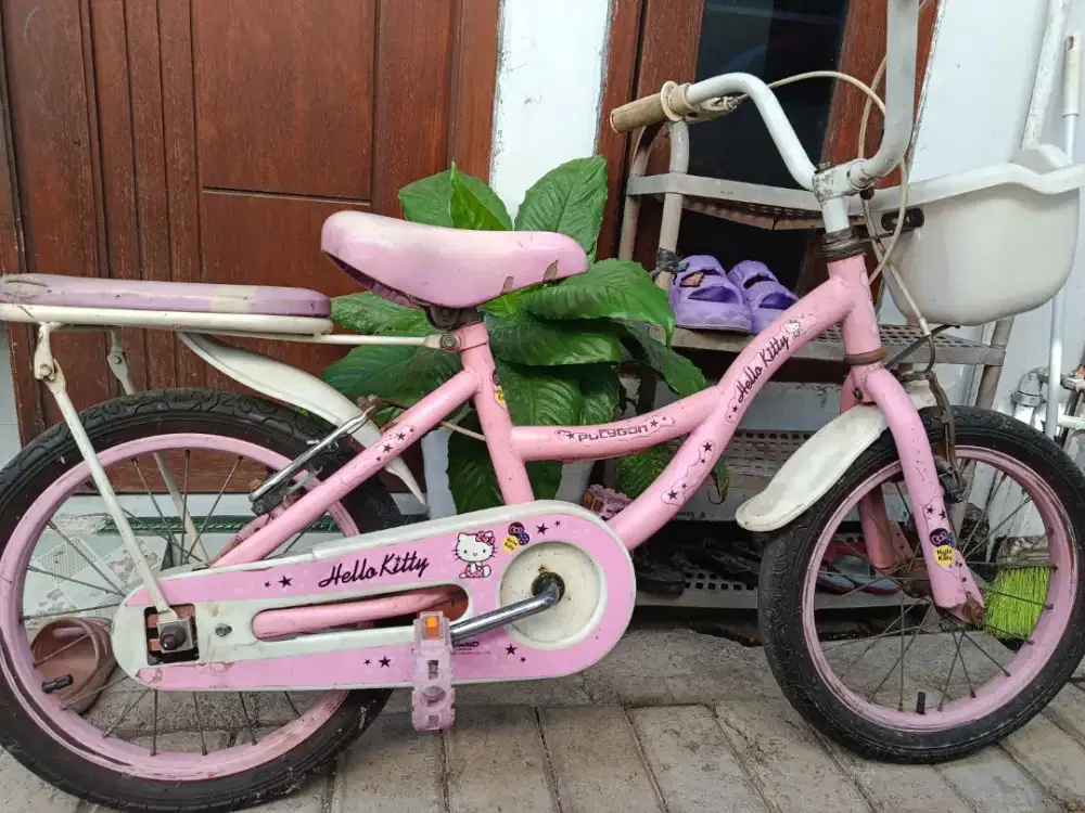 Sepeda anak merk Polygon UK 16