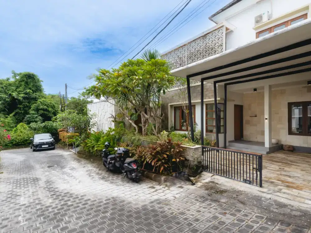 Brand new modern minimalist villa for sale. Located in Jimbaran, South Kuta