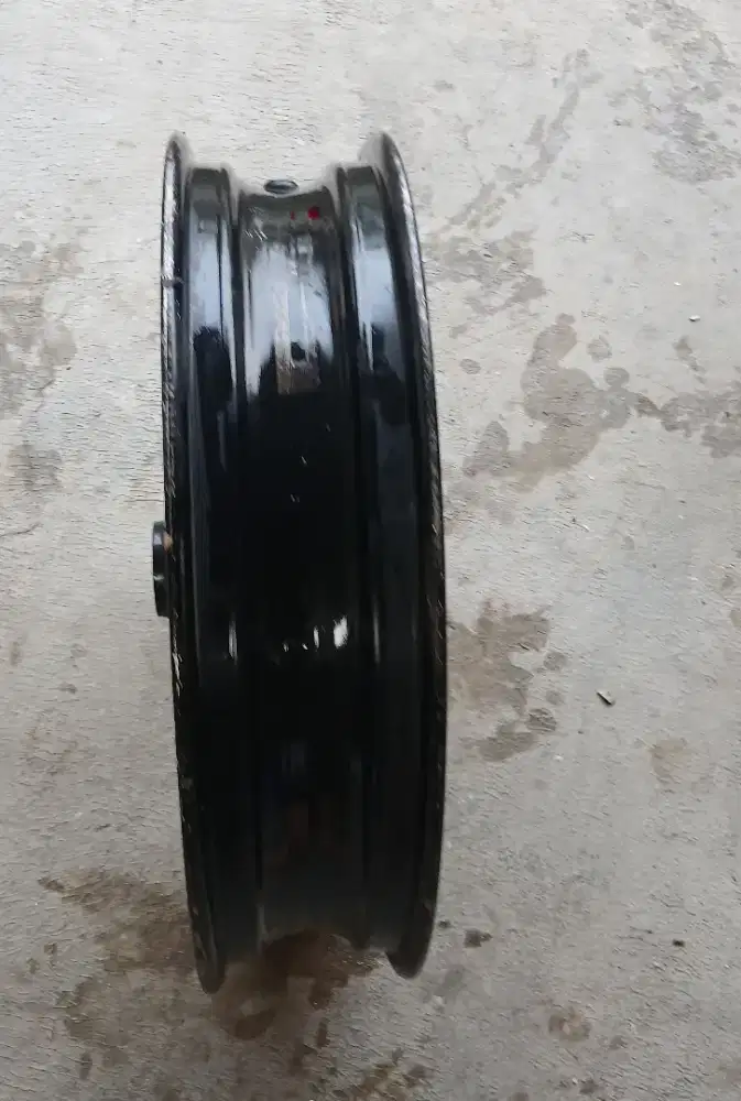 Velg depan lebar 4inch z800