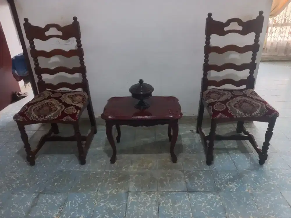 Kursi Santai / Kursi Teras Satu Set Jati Kolonial ( mirip Vanderpool )