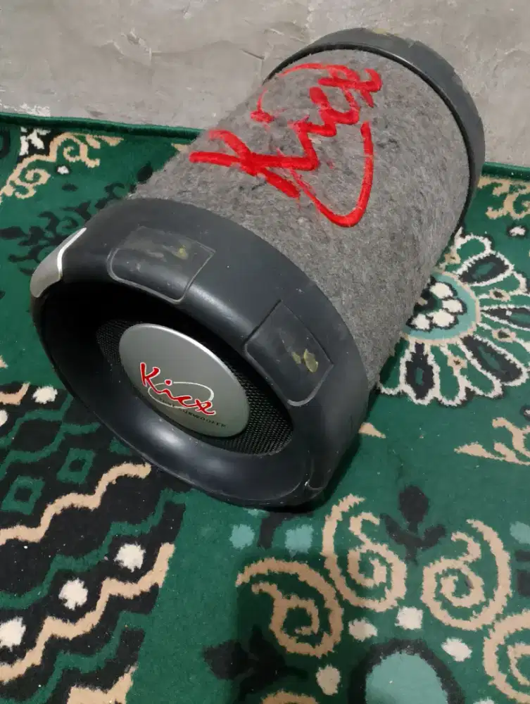Speaker subwoofer pasif  kicx 8 inch