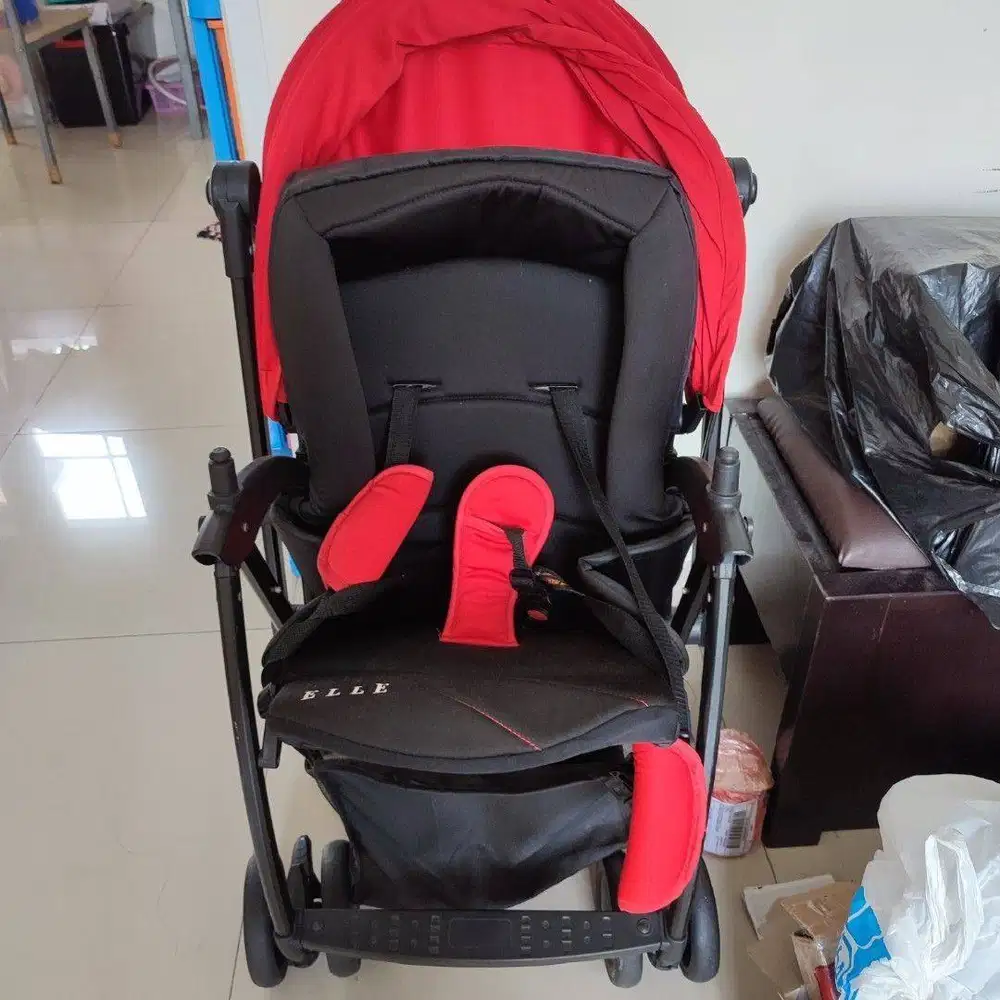 Stroller Bekas Elle Delray Neon Merah Hitam / Kereta Dorong Bayi Lipat