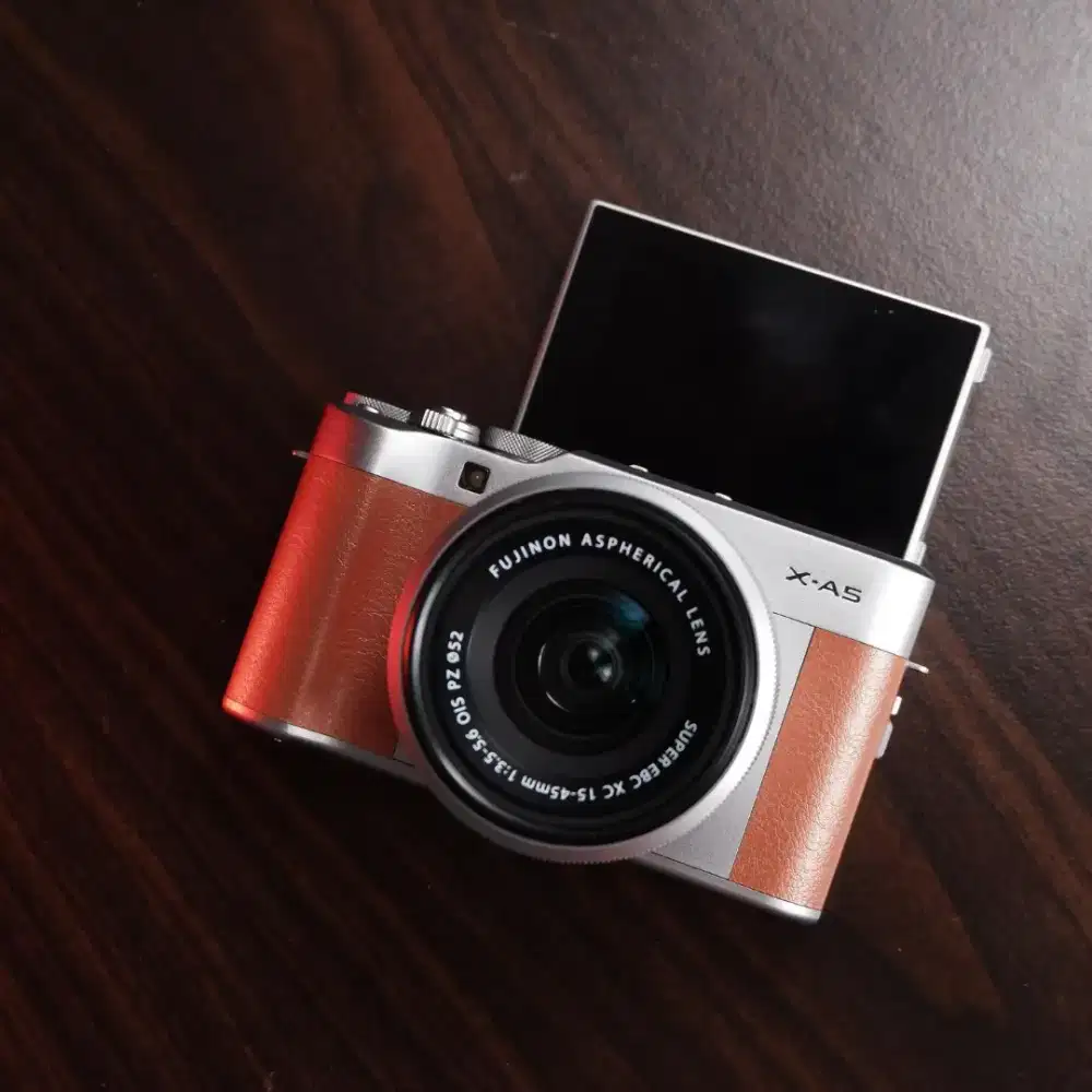 FUJIFILM x a5 a10 a3 a7 dicari untuk dibeli