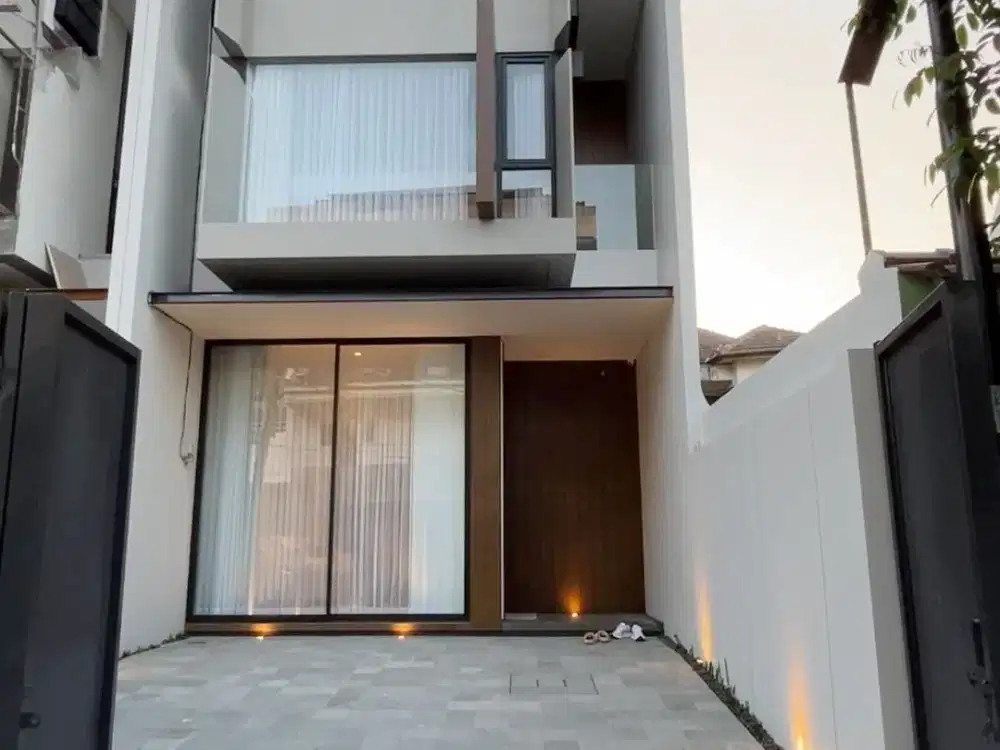 Project Viral Rumah Mojoklangru Daerah Dharmahusada Semi Furnish
