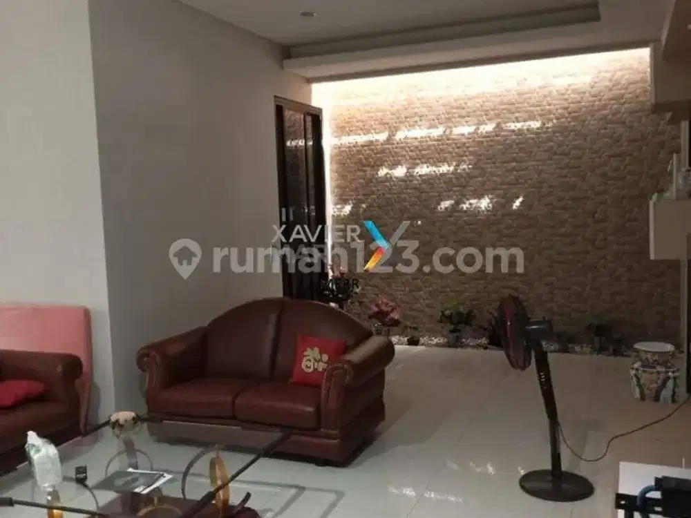 Dijual Rumah Dharmahusada Utara Bagus Terawat Siap Huni