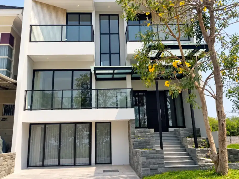 Rumah Pakuwon City Baru Palm Beach