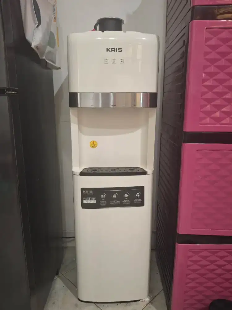 Kulkas 2 pintu galon bawah