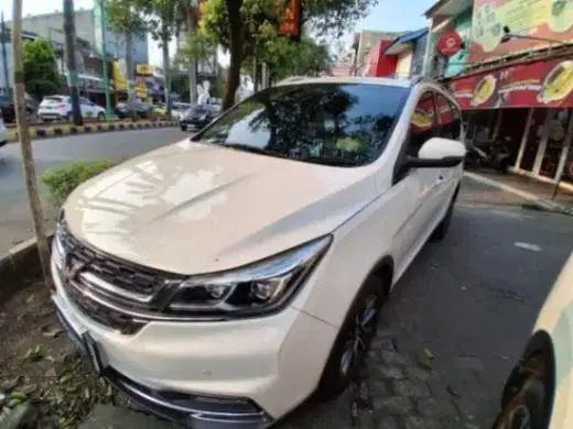 KM Rendah - Wuling Cortez 1.5 T Lux+ Bensin-AT 2019