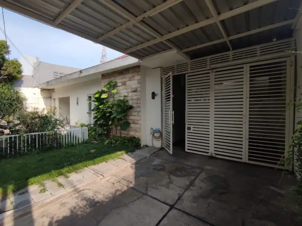 TURUN HARGA! Dijual SEGERA Rumah asemrowo
