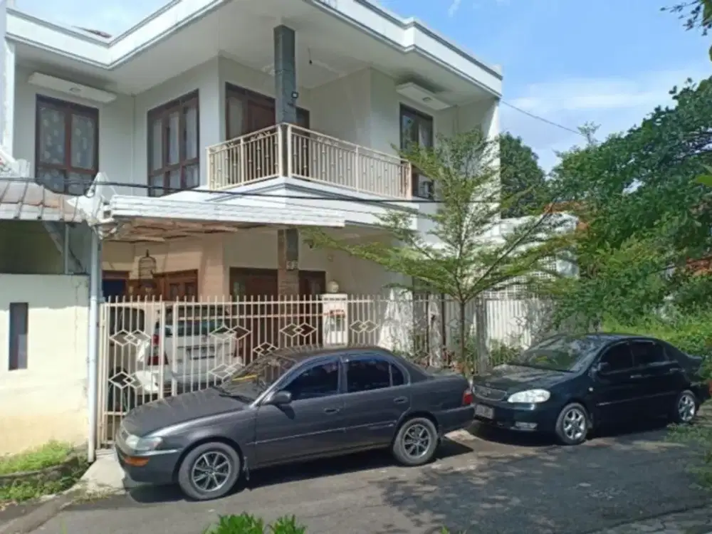 Rumah 2 Lantai Siap Huni di Arcamanik