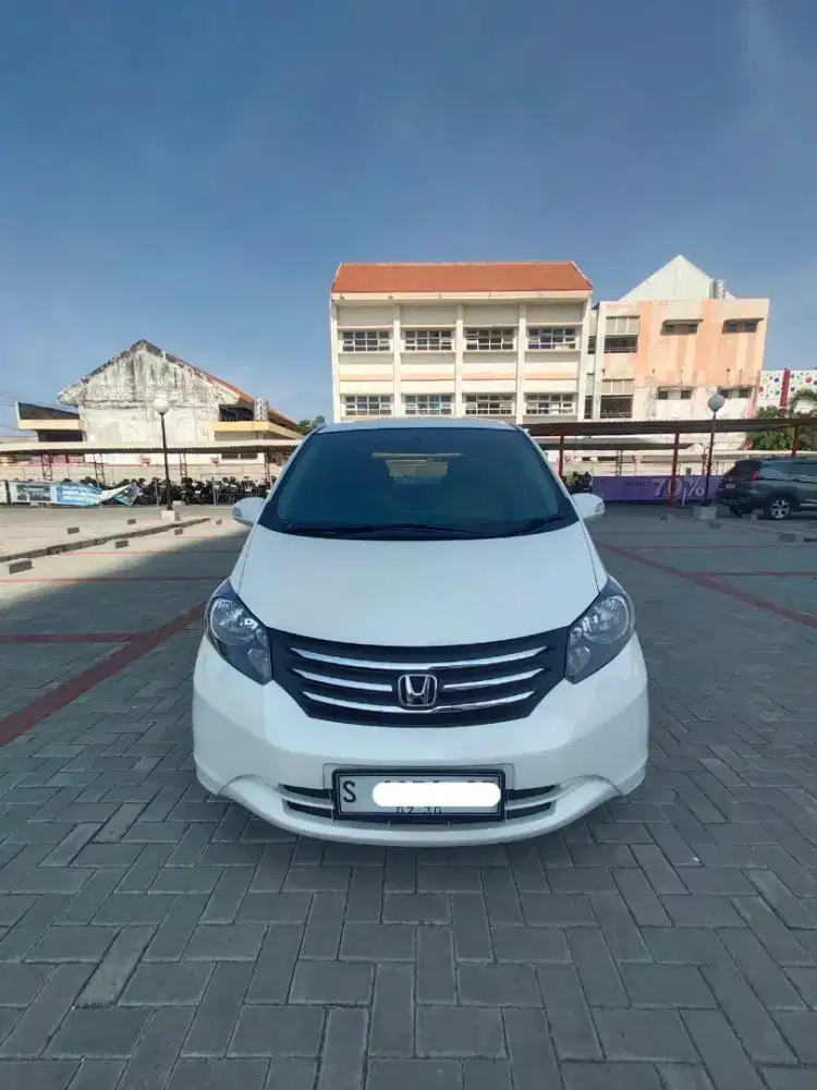 Honda Freed E 1.5 A/T 2011