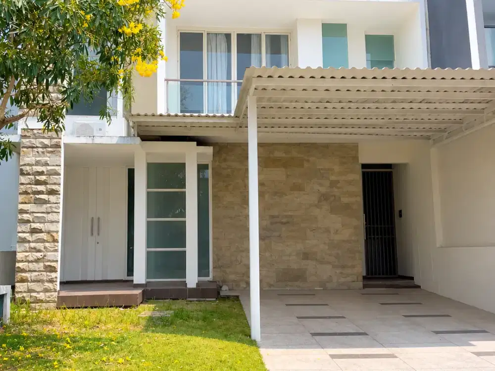 Rumah Pakuwon City Minimalis Palm Beach