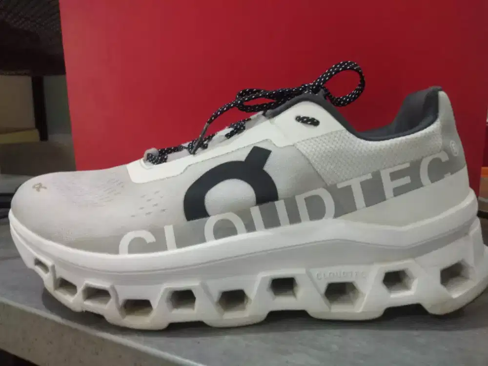 Original On cloud cloud monster preloved