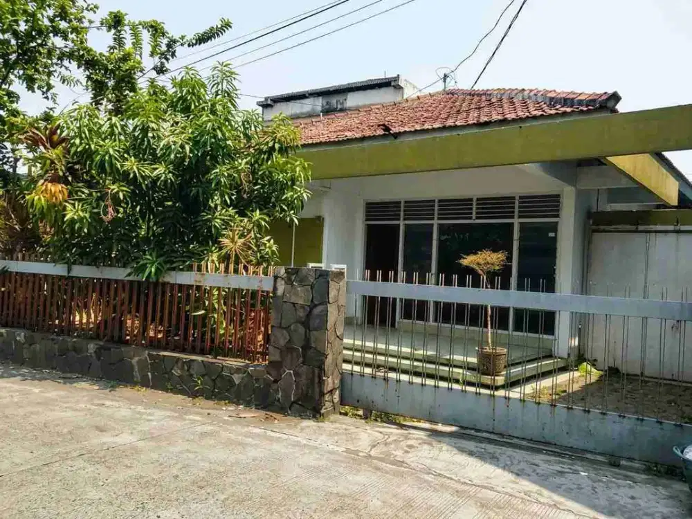Rumah Luas Siap Huni bisa untuk Kantor , R. Usaha