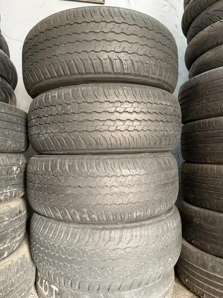 Ban Pajero Dunlop Grandtrek ukuran 265/60 Ring 18 mulusss