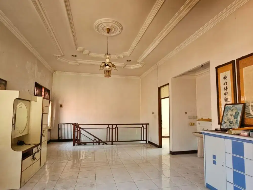 JUAL Rumah Tengah Kota 2 Lantai Siap Huni di Seroja Semarang