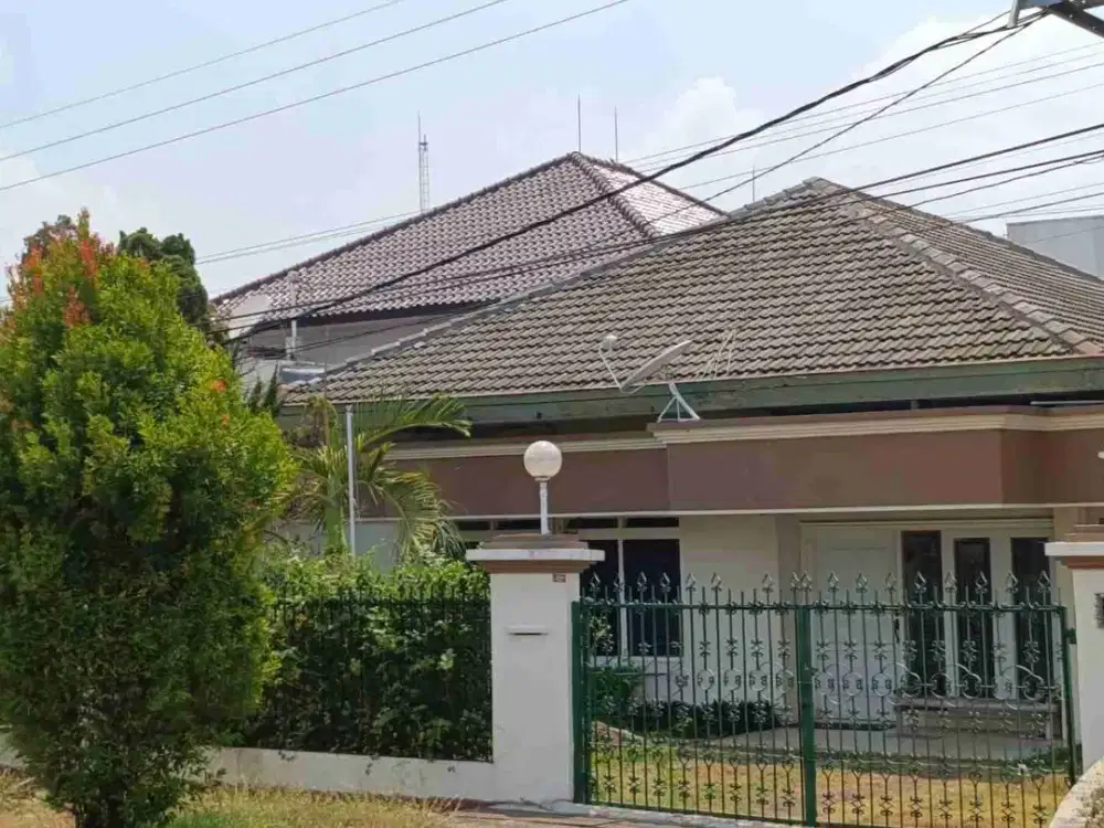 DIJUAL RUMAH MEWAH JALAN SIBAYAK SEMARANG