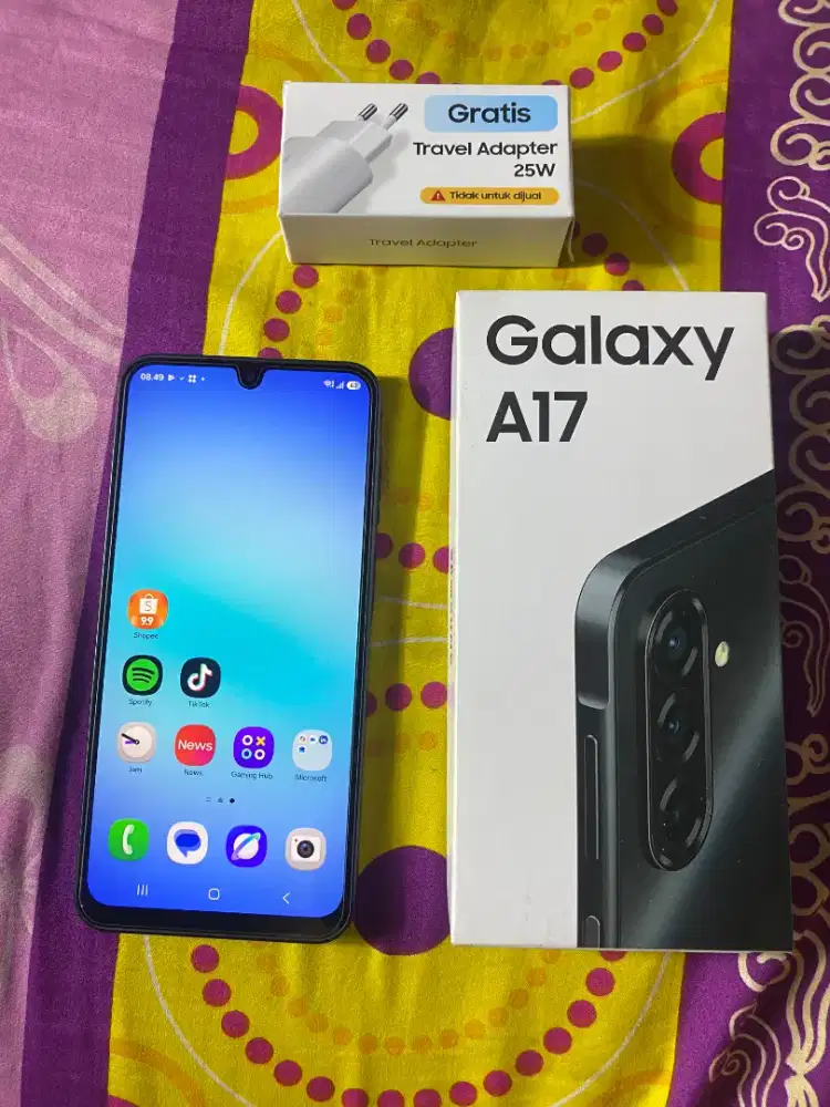 Samsung a17 8/128 4G