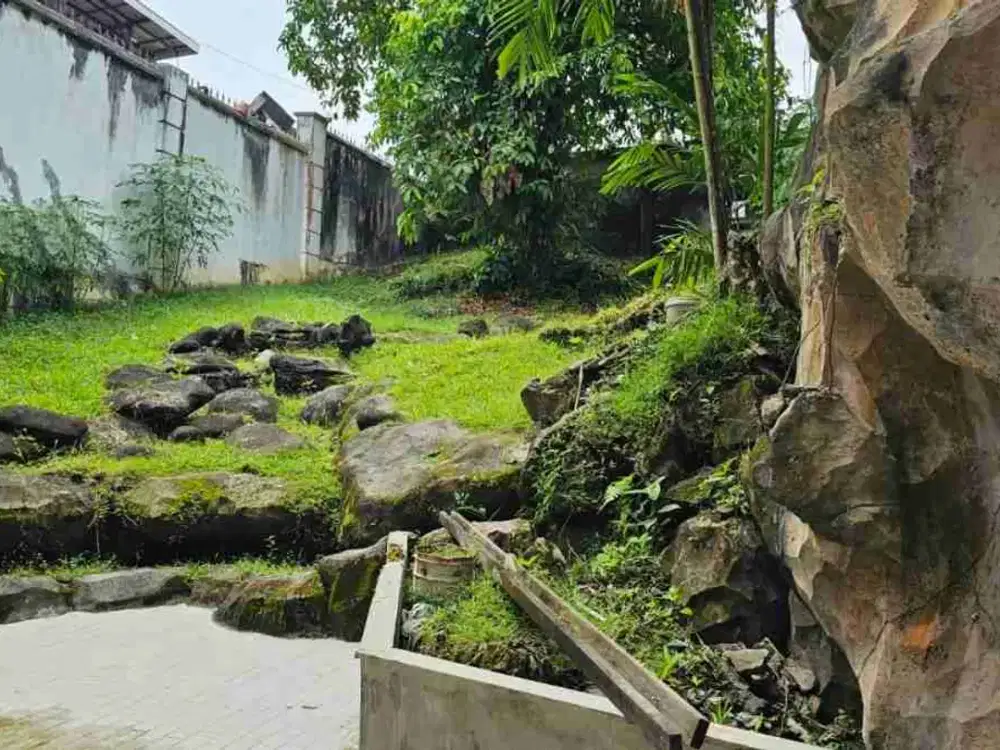 DIJUAL RUMAH DI JL. JENDRAL SUDIRMAN