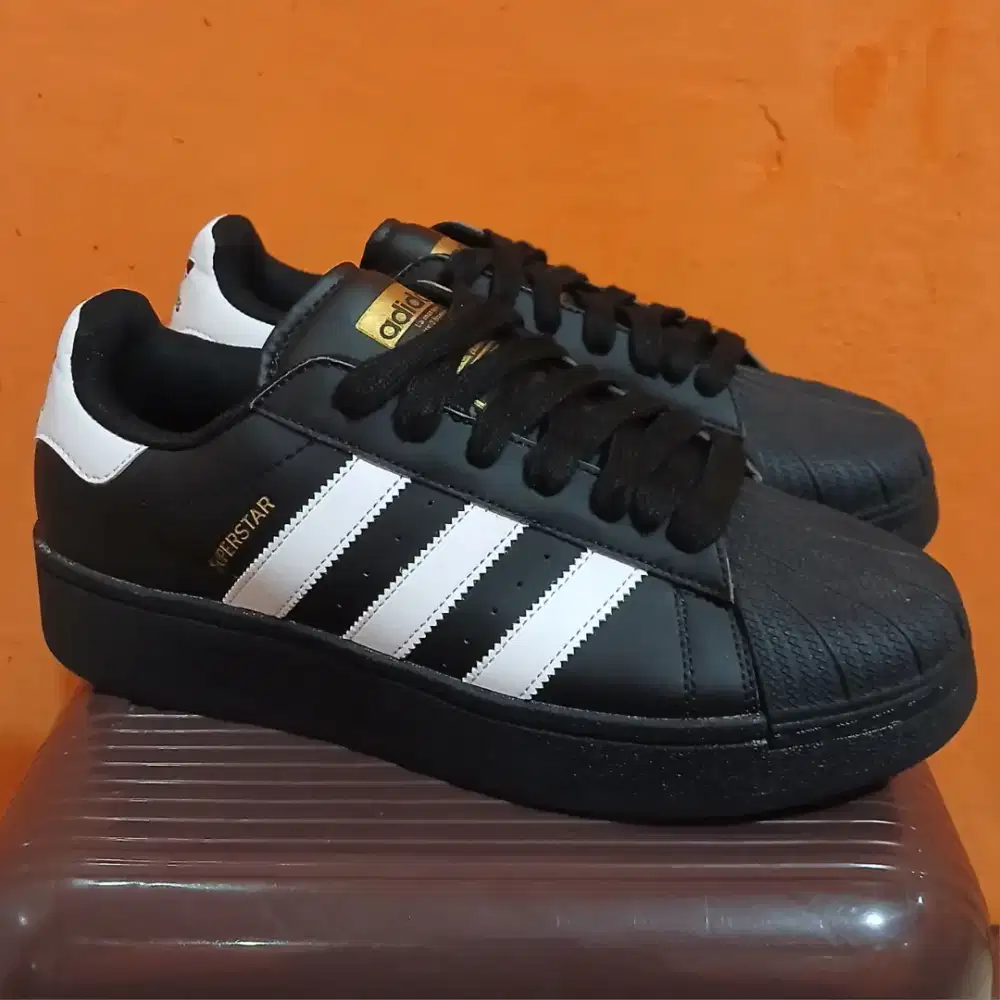Adidas superstar XLG IG9777 (US10/CM28) BARU