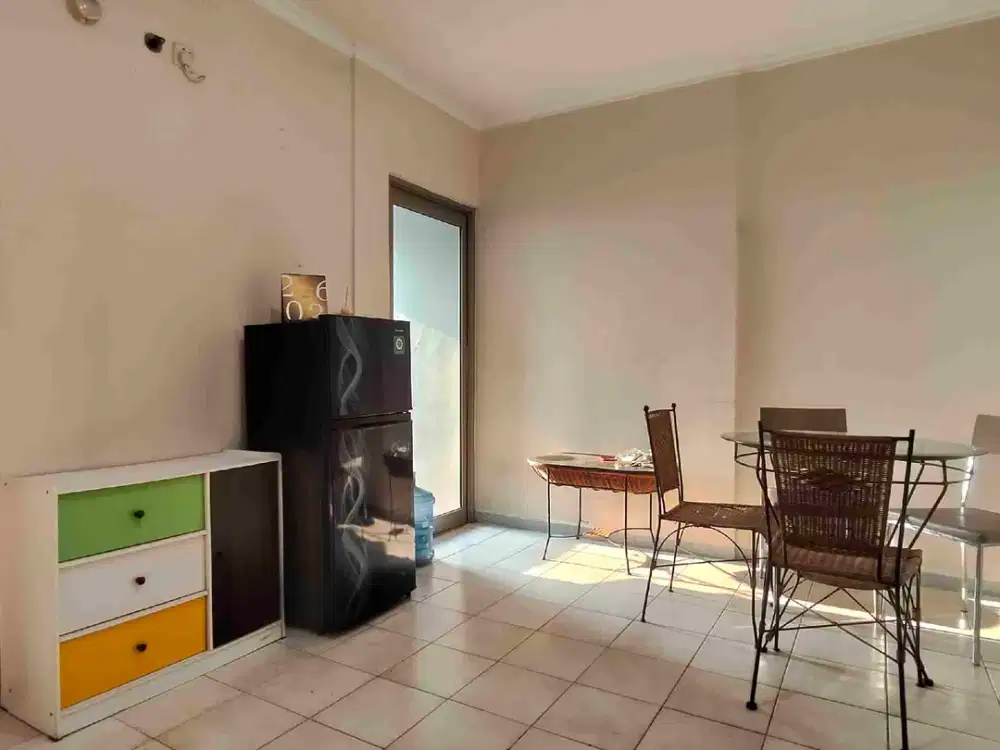 Disewakan 2BR Semi Furnished di Apartemen Mediterania Garden 1