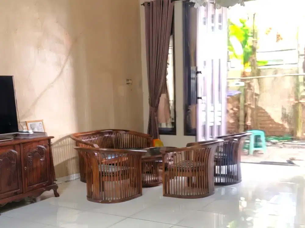 Jual Rumah 2 Lantai di Perak Barat Ikan Belanak