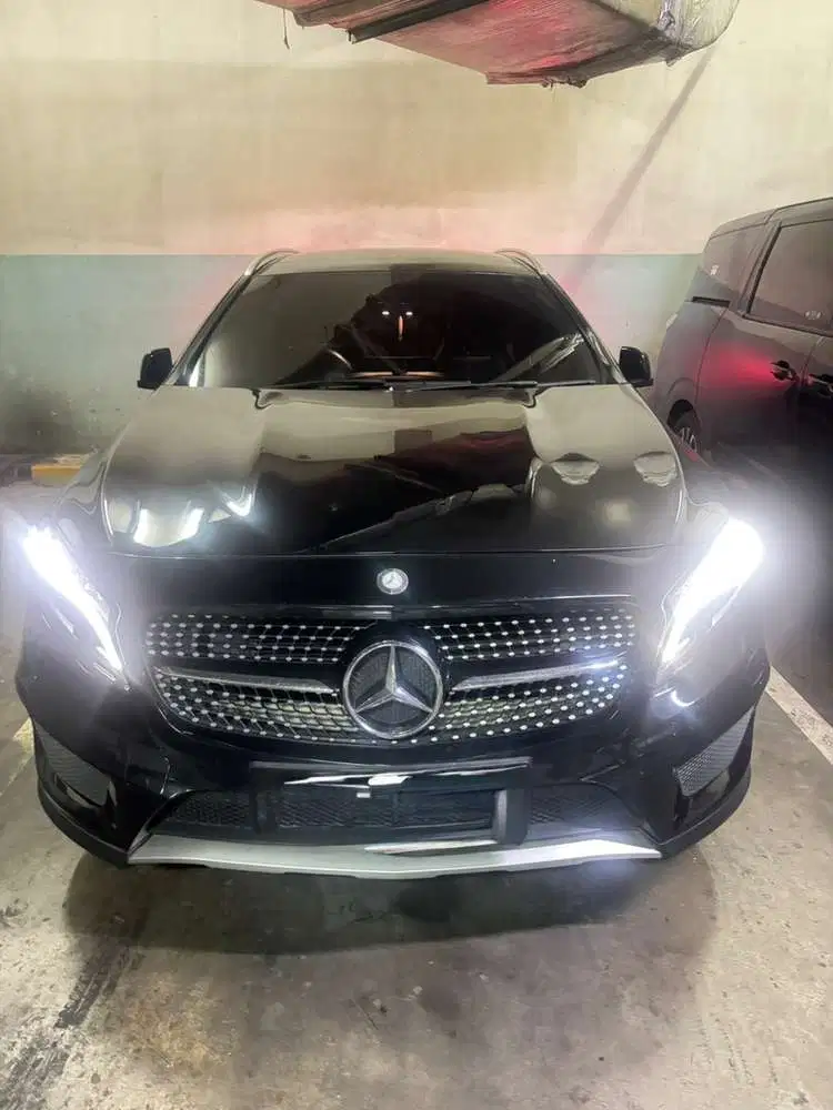 Mercedes-Benz GLA200 2014 Bensin