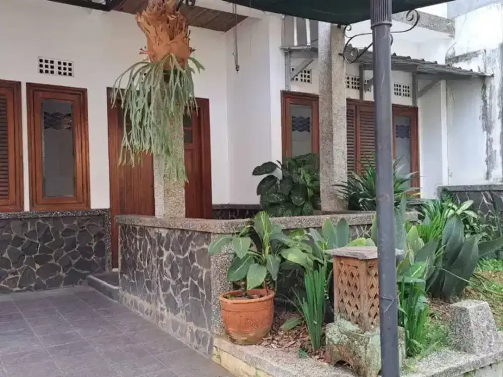 Disewakan Rumah 2 Lantai Siap Huni di Antapani Bandung Timur