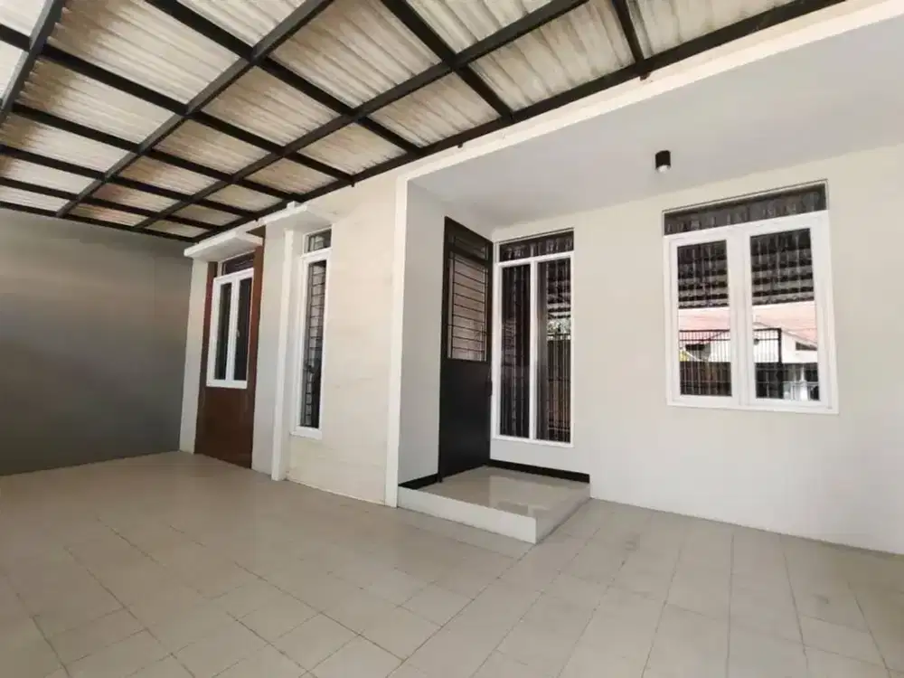 Disewakan Rumah Bagus di Taman Kopo Indah TKI 2