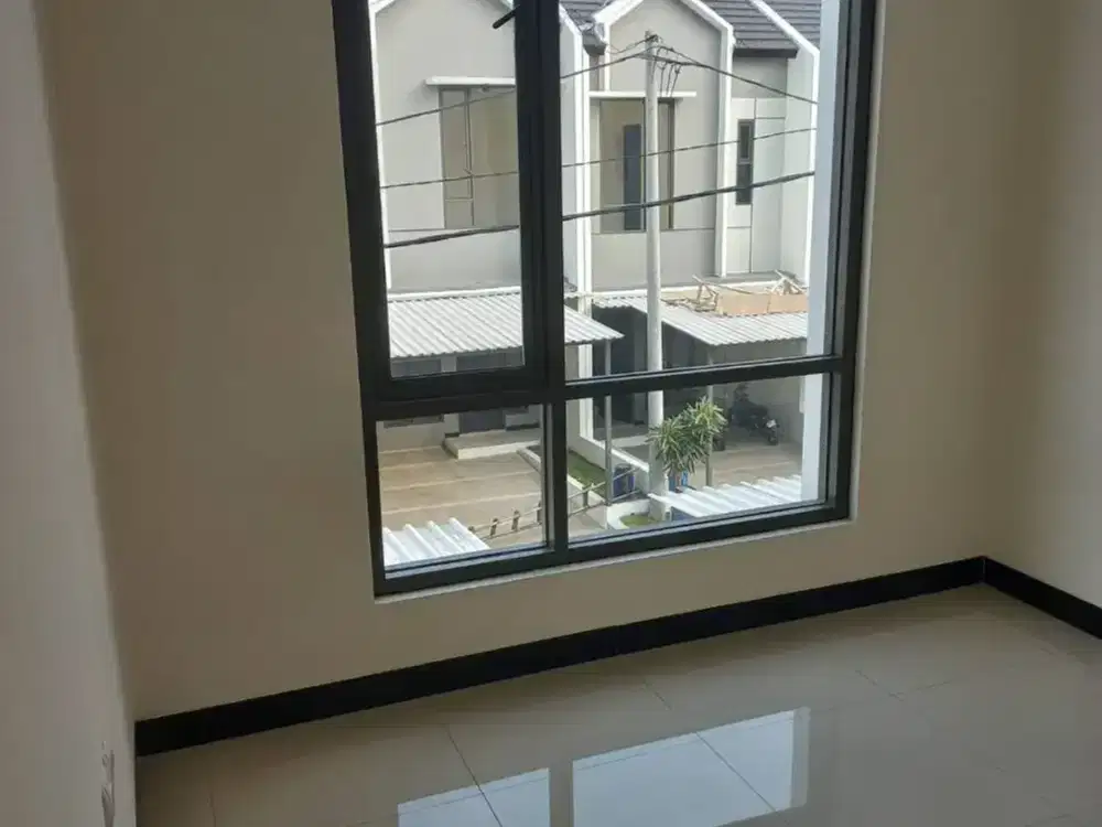 Disewakan Rumah Baru Minimalis 2 Lantai di Taman Kopo Indah TKI 5