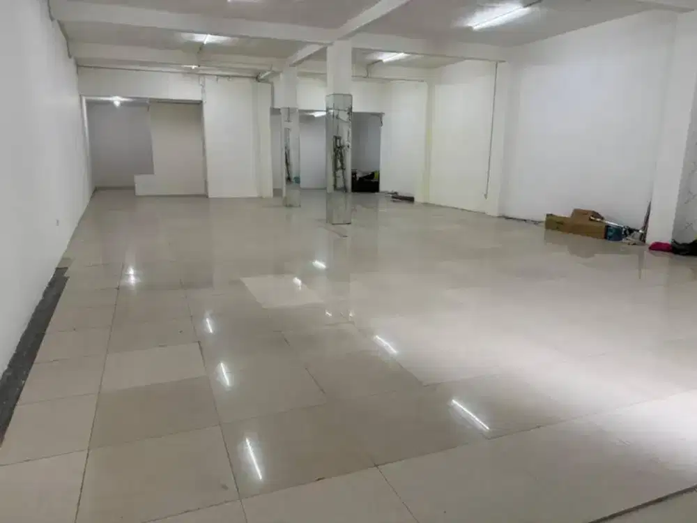 Disewakan Rukan Cocok Untuk Usaha di Mainroad Gatot Subroto Bandung