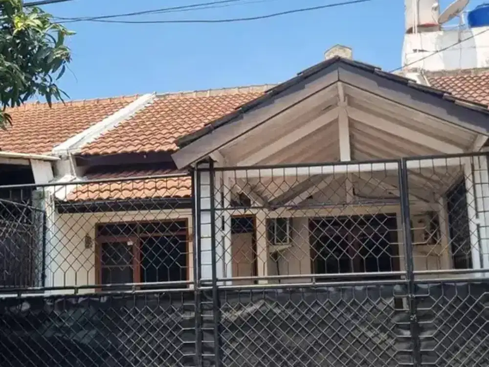 Dijual Rumah Semi Furnished Siap Huni di Taman Kopo Indah TKI 3