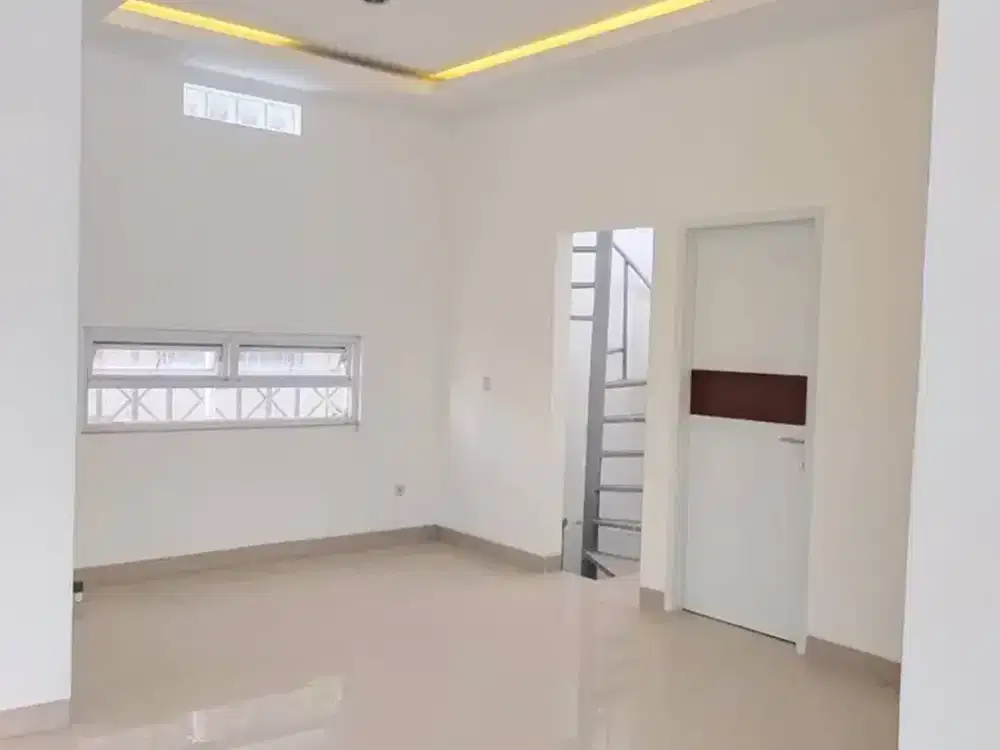 Disewakan Rumah Minimalis Modern 3 Lantai di Pasteur Bandung