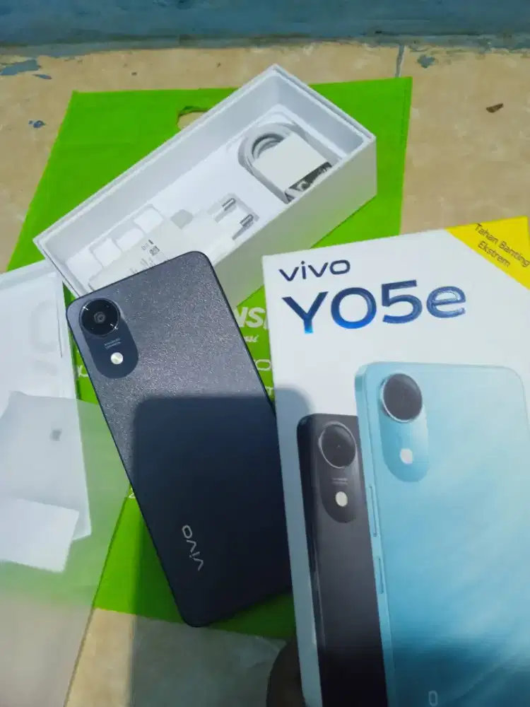Mau jual hp viho y05e ram 4+4/64 hp gletak engga di pke mullus