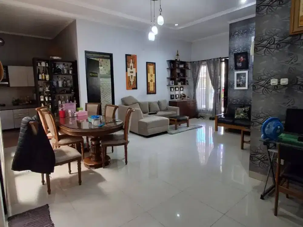 Dijual Rumah Posisi Hook di Taman Kopo Indah (TKI) 3