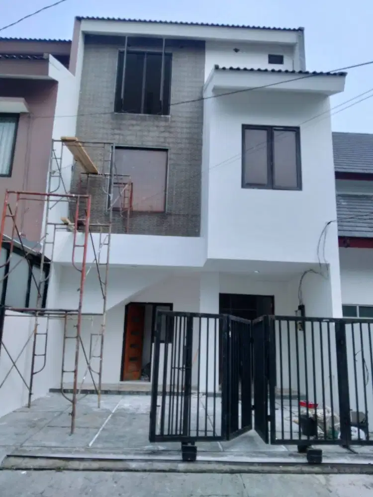 Di sewakan Bangunan Kantor Pasar Minggu