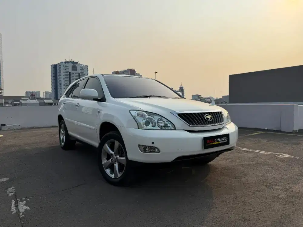 Toyota Harrier 2.4 L Premium A/T 2010
