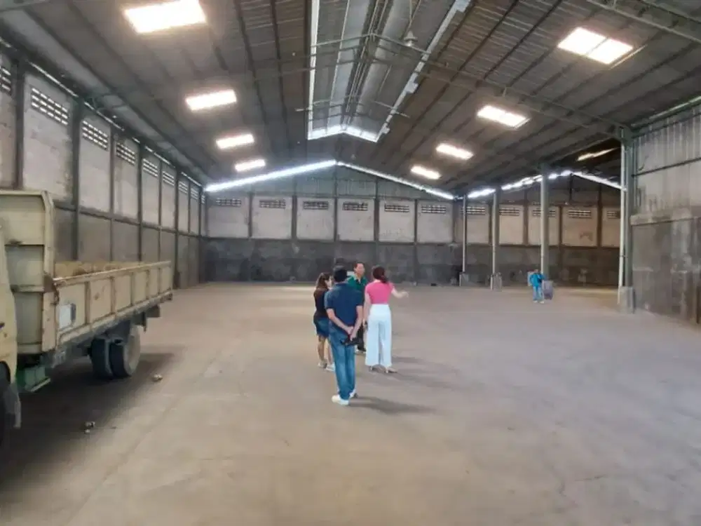 Gudang Sewa Cipondoh, Kav DPR, Lb 1.200 m2, Massuk Container, Hrg 750 juta